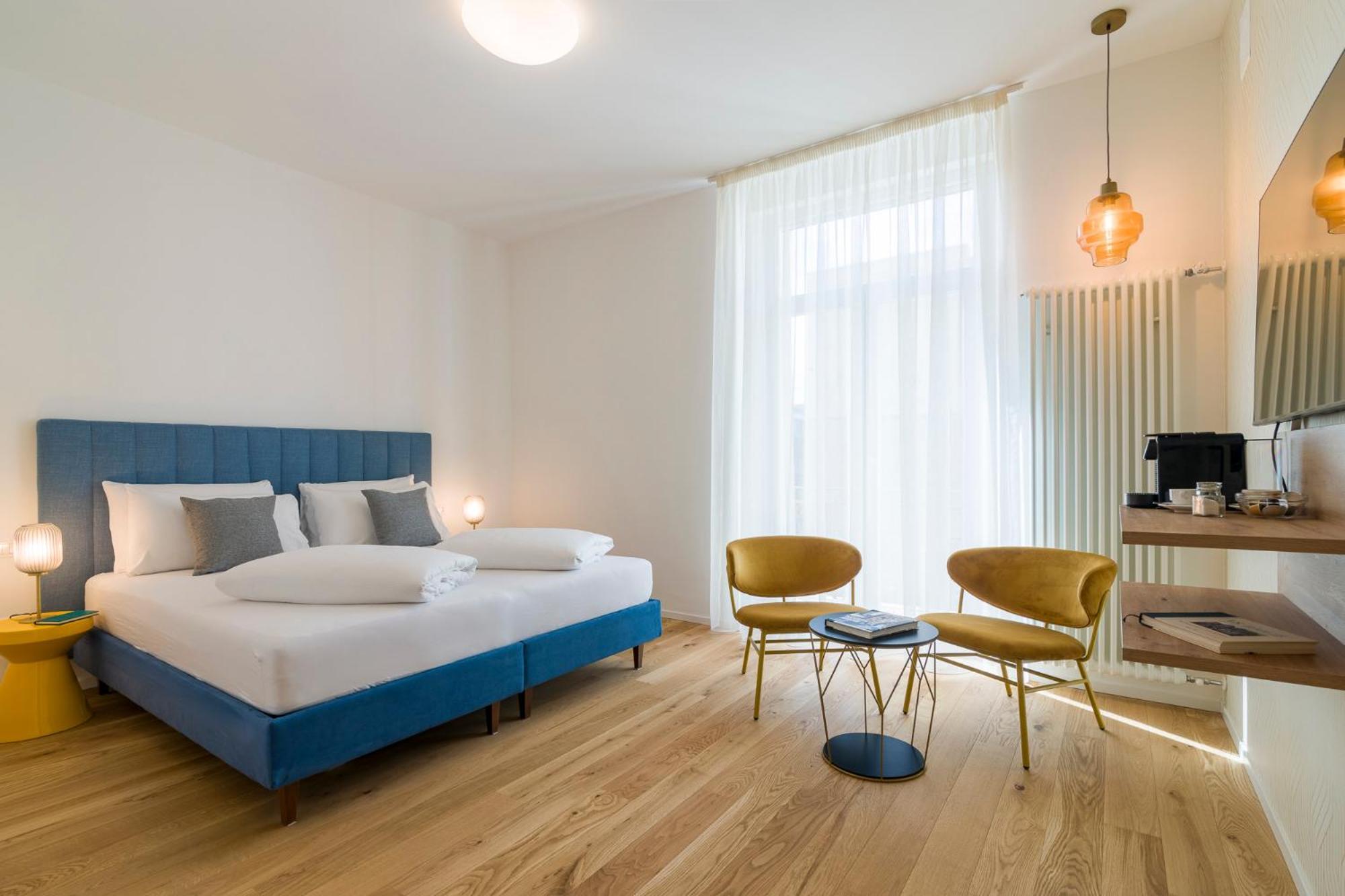 Electric Rooms & Suites 特伦托 外观 照片