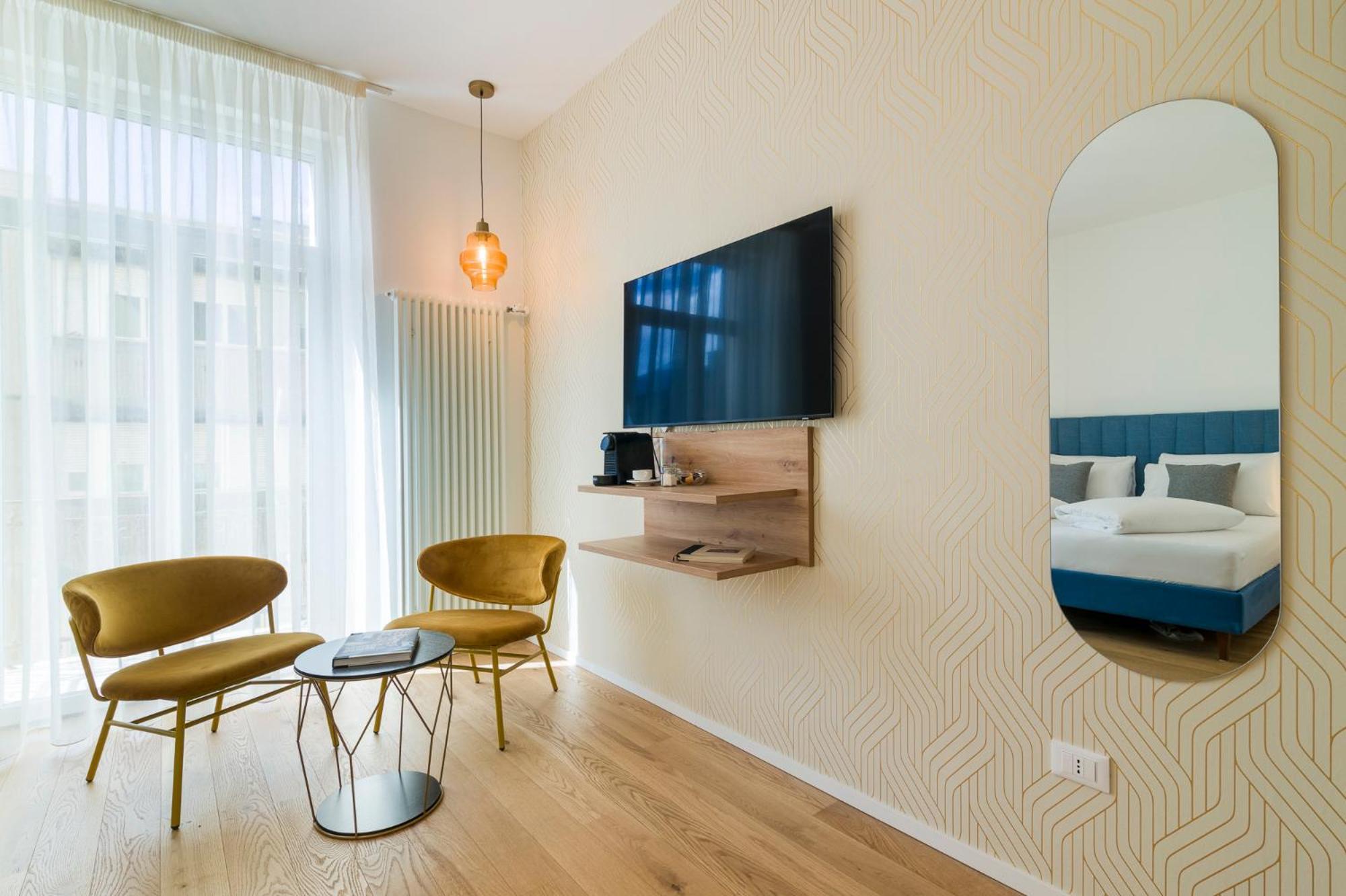 Electric Rooms & Suites 特伦托 外观 照片